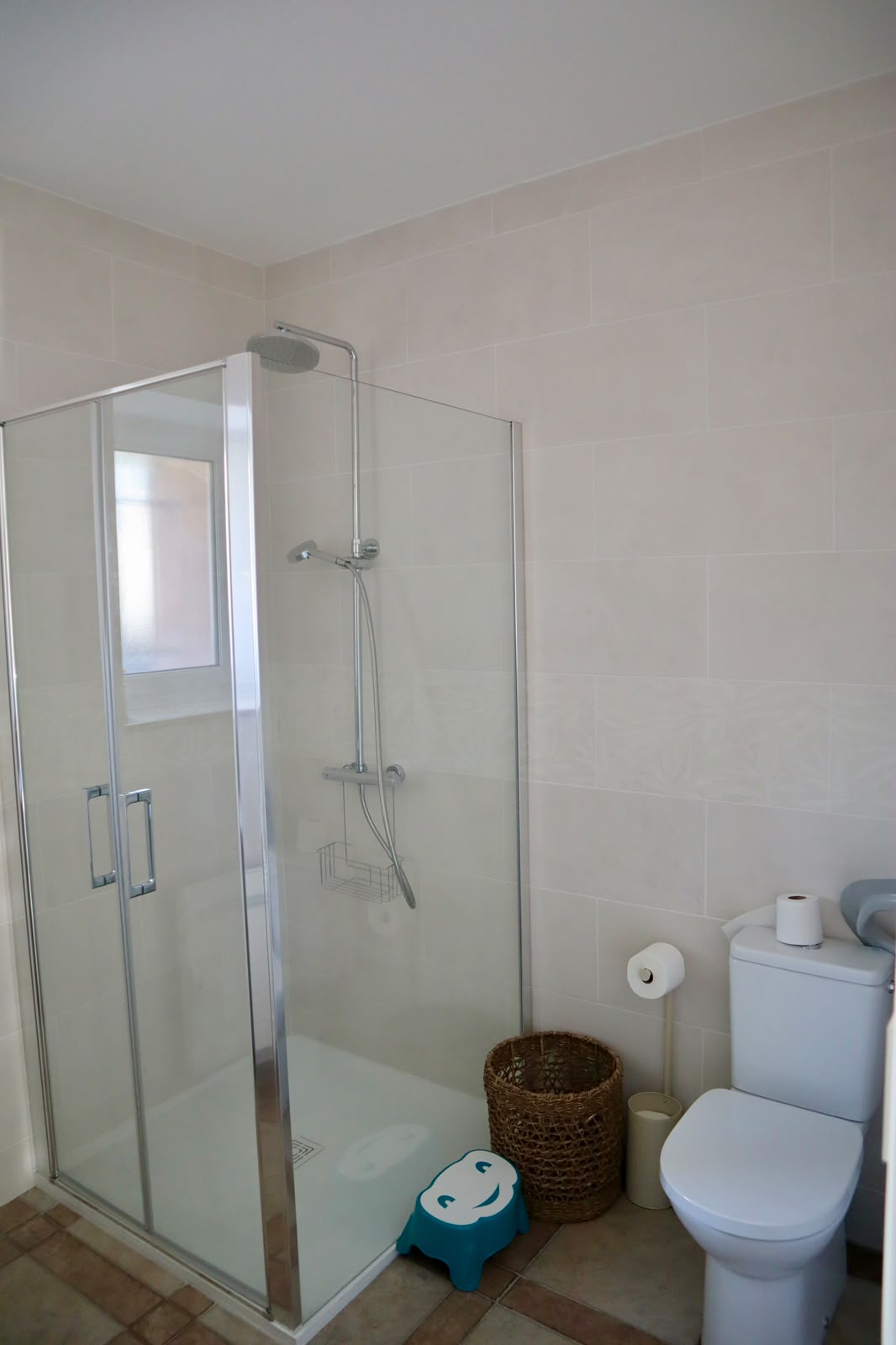 Une salle de bain de la maison Nicole